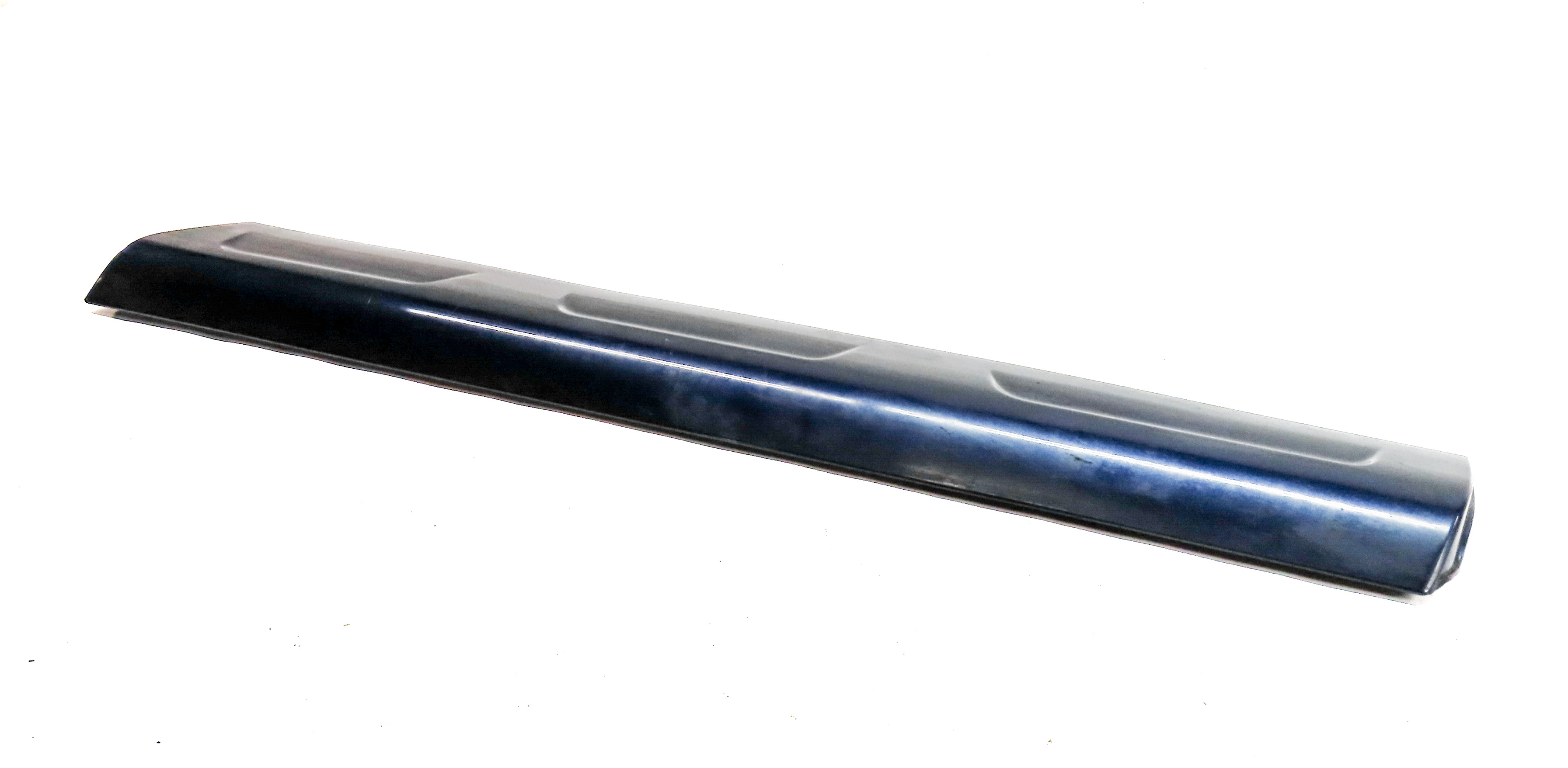 2010-2015 AUDI Q7 FRONT RIGHT LOWER DOOR TRIM MOULDING (w/out SLINE) (Blue) — exact item pictured